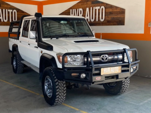Toyota Land Cruiser V8 in Namibia