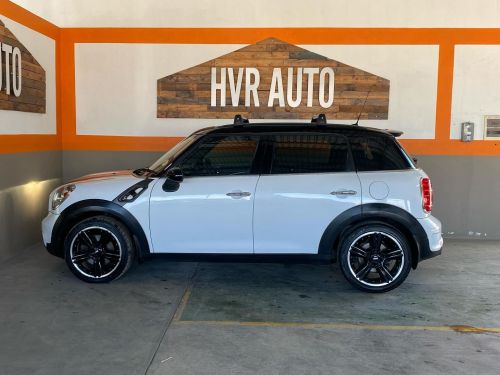 Mini Cooper Countryman local Automatic Petrol in Namibia