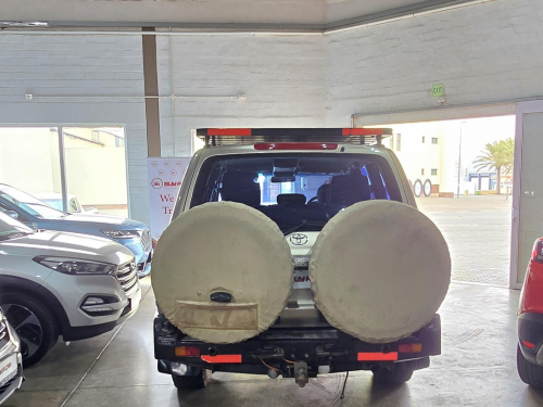 Toyota Land Cruiser 4.5 EFI 100 Series 2006 in Namibia