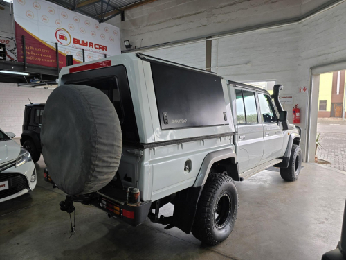 Toyota Toyota Land Cruiser DC 4.0 V6 Petrol in Namibia