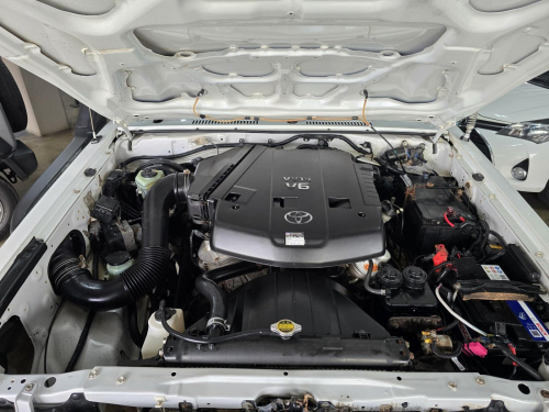 Toyota Toyota Land Cruiser DC 4.0 V6 Petrol in Namibia