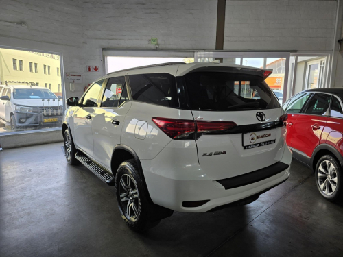 Toyota Fortuner 2.4 GD-6 4X4 A/T in Namibia