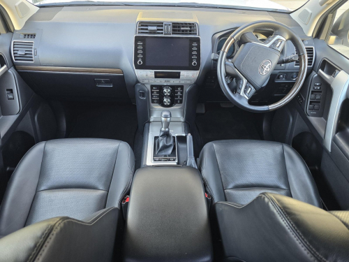 Toyota Toyota Prado VXL 2.8 GD-6  A/T 4X4 in Namibia