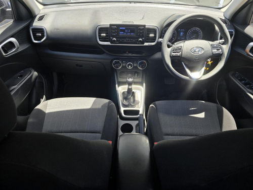 Hyundai Hyundai VENUE 1.0T Tgdi Motion DCT in Namibia