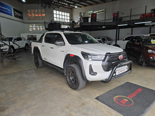 Pre-owned Toyota Hilux 2.8 Gd-6 Raider 4x4 Auto Pick up Dcab for sale in 