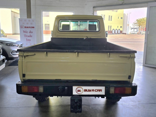 Toyota LAND CRUISER 4.5 V8 TDI S/C 4x4 in Namibia