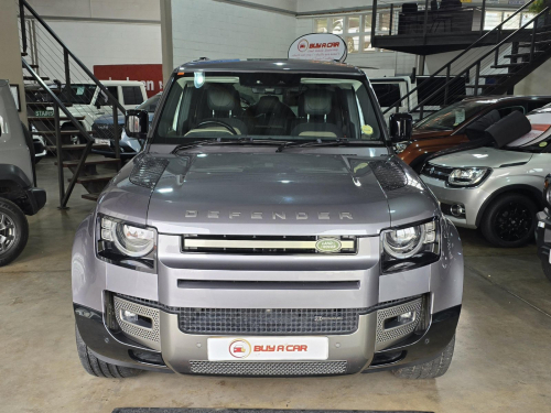 Land Rover Land Rover Defender 110 x Dynamic HSE 3.0 in Namibia