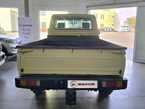 Toyota LAND CRUISER 4.5 V8 TDI S/C 4x4 in Namibia