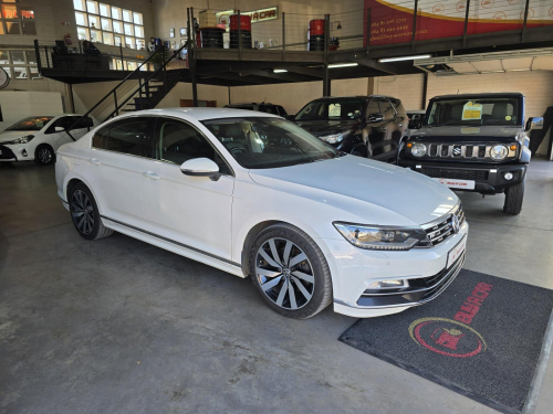 Volkswagen Volkswagen Passat 2.0 TSI R-LINE DSG in Namibia