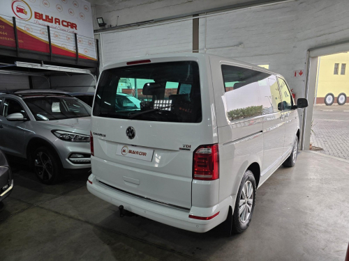 Volkswagen Volkswagen Caravelle T6 BiTdi Highline DSG 4Motion in Namibia