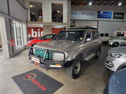 Toyota Toyota Land Cruiser 4.5 EFI 100 Series 2006 in Namibia