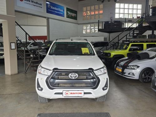 Toyota Toyota Hilux DC 2.4 4x4 Raider M/T in Namibia