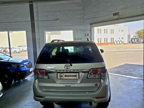 Toyota Fortuner 2.5 D4D 4x2 manual in Namibia