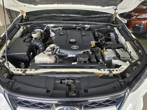 Toyota TOYOTA FORTUNER 2.4 GD-6 4X4 A/T in Namibia