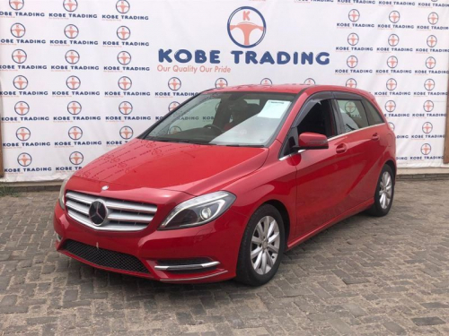 Mercedes-Benz B 180 in Namibia