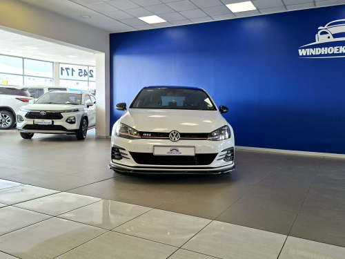 Volkswagen Golf 7.5 GTi 2.0 TSI DSG in Namibia