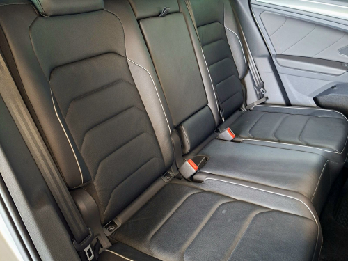 Volkswagen Tiguan Allspace 1.4 TSI R-line DSG in Namibia