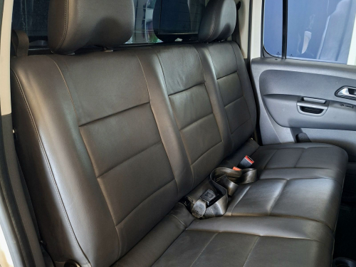 Volkswagen Amarok 2.0 TSI Trendline 4x2 Manual DC in Namibia