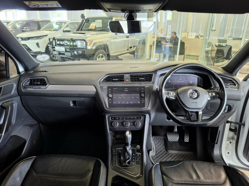 Volkswagen Tiguan Allspace 1.4 TSI R-line DSG in Namibia