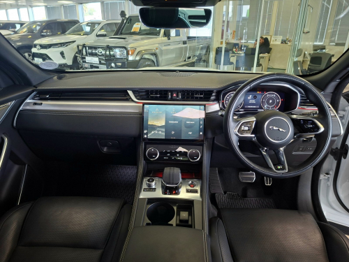 Jaguar F-Pace 2.0D SE R-Dynamic (D200) in Namibia