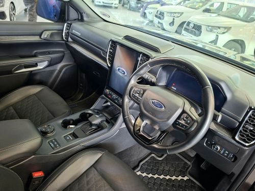 Ford Everest 3.0D V6 Platinum AWD in Namibia