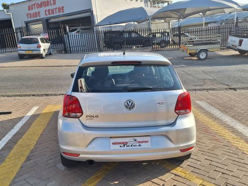 Volkswagen Polo Vivo 1.4 Trendline 5DR DEAL ASSISTANS in Namibia