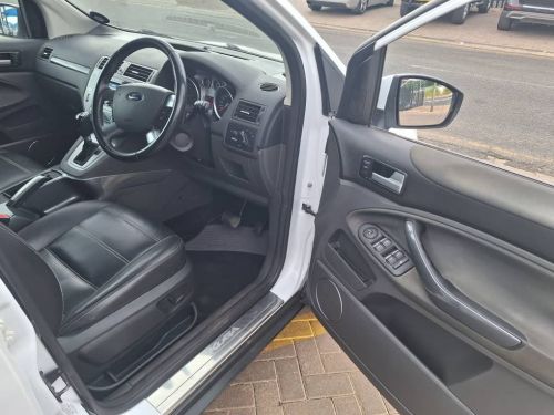 Ford Kuga 2.5T AWD Titanium A/T in Namibia