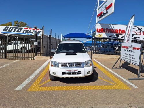 Nissan Np300 2.5 Tdi 4x4 P/u D/c DEAL ASSISTANCE in Namibia