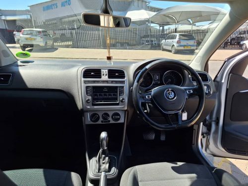 Volkswagen Polo 1.0 TSI R-Line DSG in Namibia