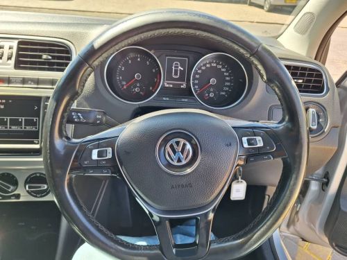 Volkswagen Polo 1.0 TSI R-Line DSG in Namibia