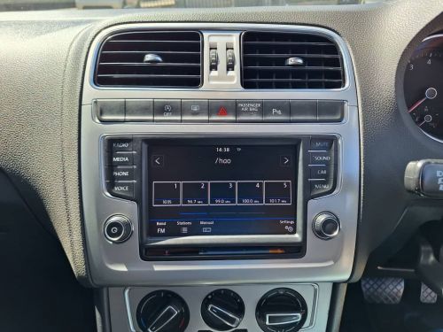 Volkswagen Polo 1.0 TSI R-Line DSG in Namibia