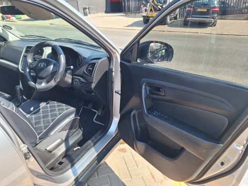 Toyota Urban Cruiser 1.5 XI Manual Deal Assistance in Namibia