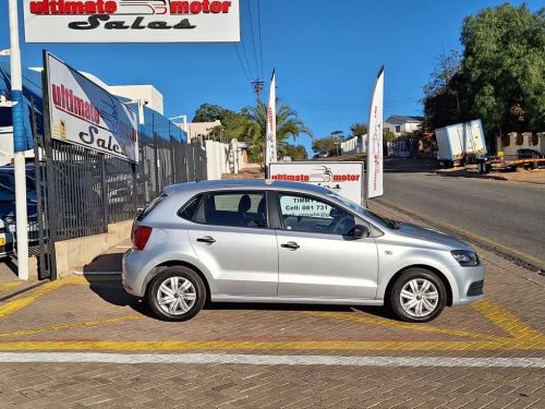 Volkswagen Polo Vivo 1.4 Trendline 5DR DEAL ASSISTANS in Namibia