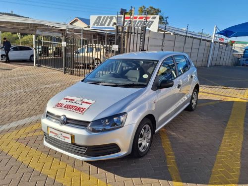 Volkswagen Polo Vivo 1.4 Trendline 5DR DEAL ASSISTANS in Namibia