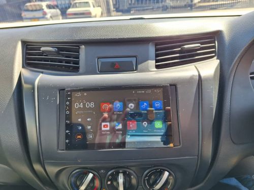 Nissan Navara 2.5 XE  D/C 4x4 Deal Assistance in Namibia