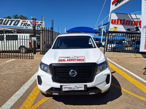 Nissan Navara 2.5 XE  D/C 4x4 Deal Assistance in Namibia