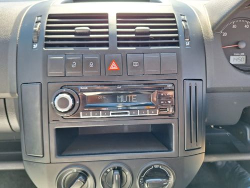 Volkswagen Polo Vivo 1.4 Trendline 5DR DEAL ASSISTANS in Namibia