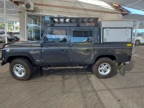 Land Rover 110 TD5 Defender in Namibia