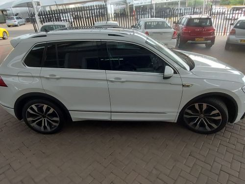 Volkswagen Tiguan TSI Highline 4 Motion in Namibia