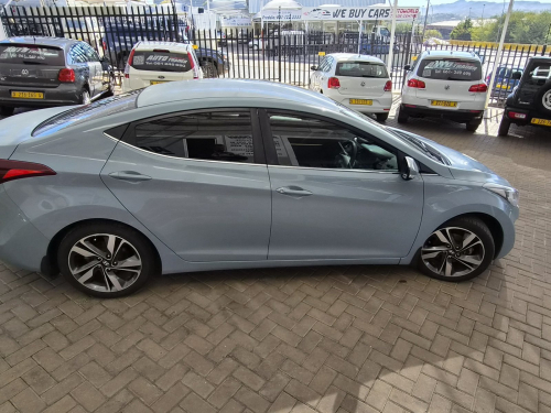 Hyundai Elantra Premium in Namibia
