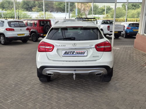 Mercedes-Benz GLA 220CDI in Namibia