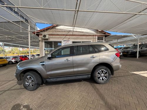 Ford Everest XLT TDCI in Namibia