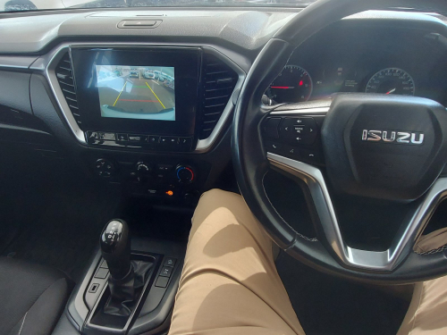 Isuzu D-Max DDI LS in Namibia