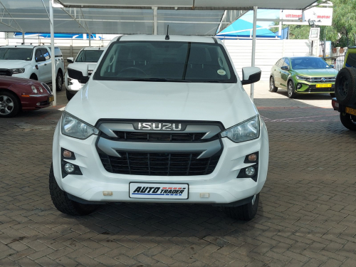 Isuzu D-Max DDI LS in Namibia