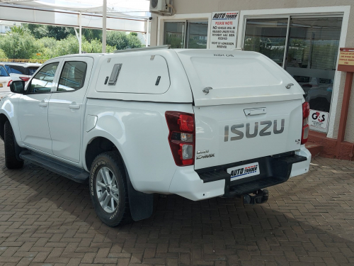 Isuzu D-Max DDI LS in Namibia