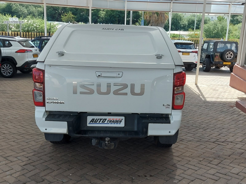 Isuzu D-Max DDI LS in Namibia