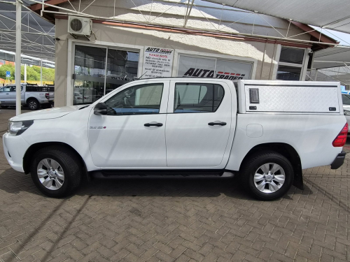 Toyota Hilux SRX GD-6 in Namibia