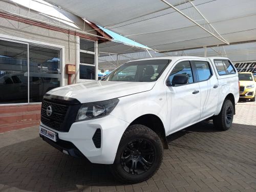 Nissan Navara SE in Namibia