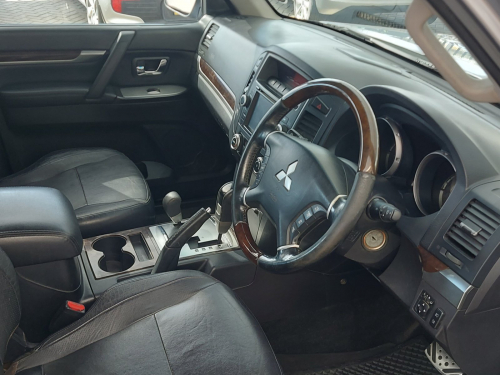 Mitsubishi Pajero GLS in Namibia
