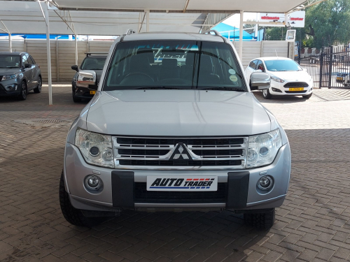 Mitsubishi Pajero GLS in Namibia